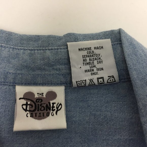 Disney Catalog Womens Top Blouse Winnie the Pooh Pocket Denim Cotton Size Medium - Picture 9 of 9